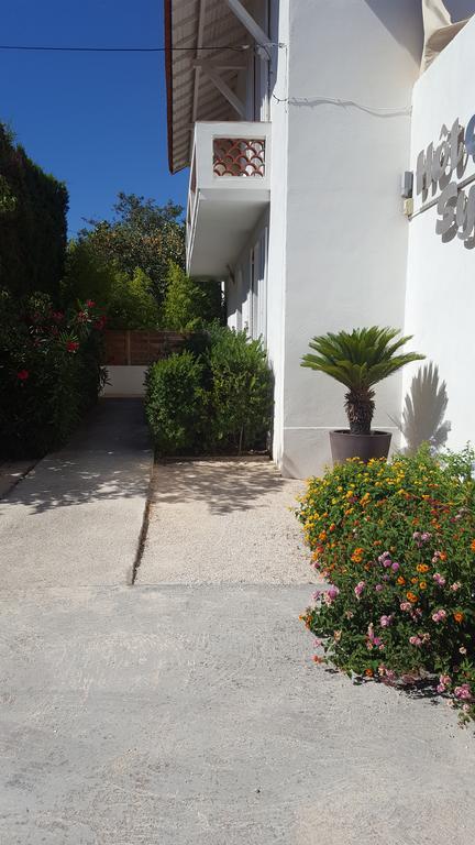 Le Synaya Ξενοδοχείο Sanary-sur-Mer Εξωτερικό φωτογραφία