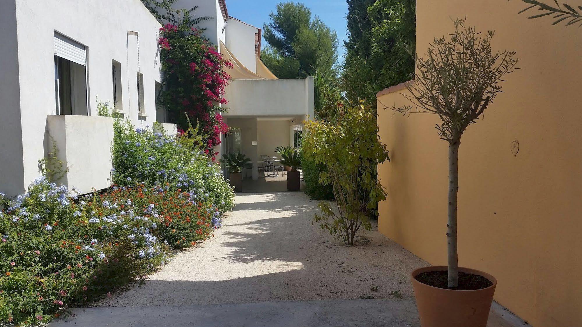 Le Synaya Ξενοδοχείο Sanary-sur-Mer Εξωτερικό φωτογραφία