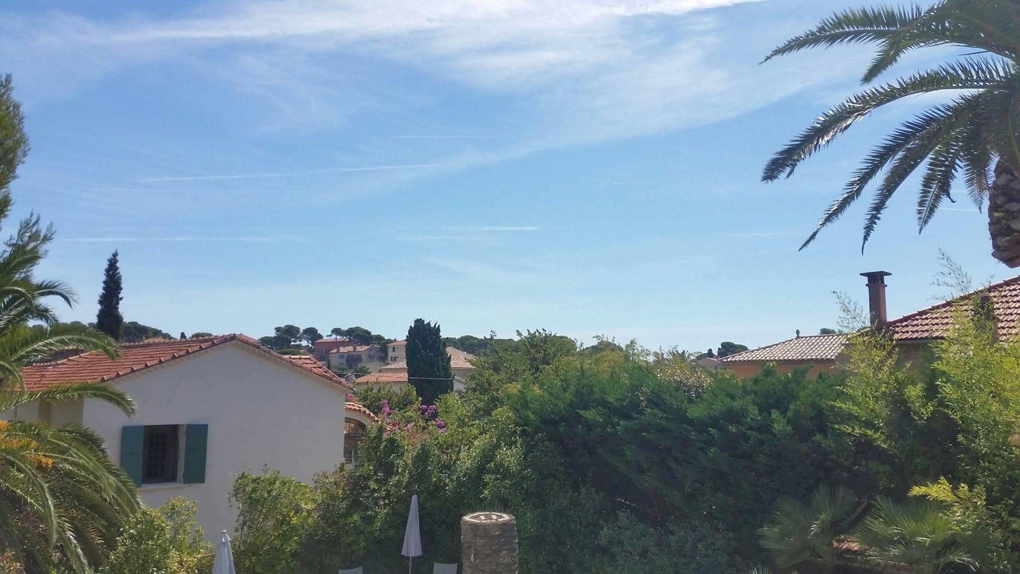 Le Synaya Ξενοδοχείο Sanary-sur-Mer Εξωτερικό φωτογραφία